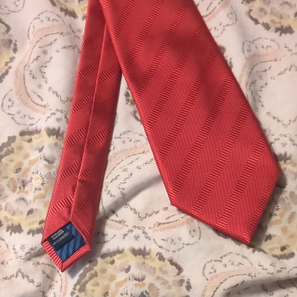 Charles Tyrwritt Bright Red Tie